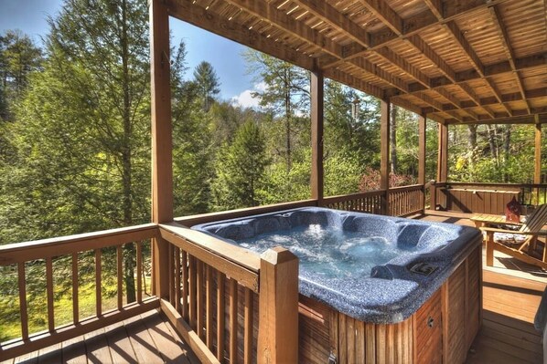 Bain à remous extérieur