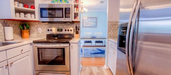 3-bedroom vacation home 14 minutes from St. Johns Town Center