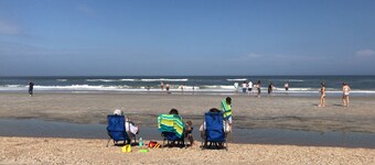 3-bedroom vacation home 14 minutes from St. Johns Town Center