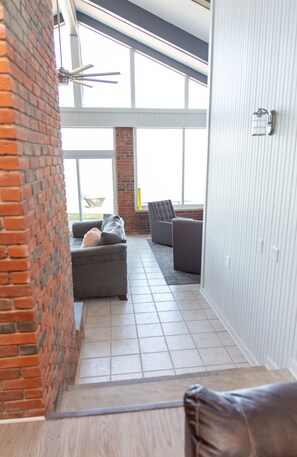 TV connectée, cheminée