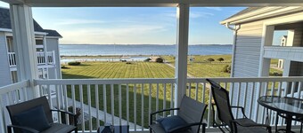 Cozy condo with amazing water views only 8 min from Bethany Beach !