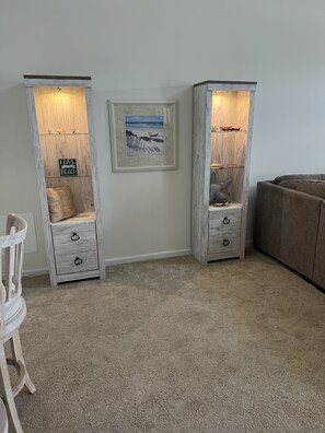 Interior - Family Friendly Beachy Bayside Townhome - Flip Flop Escape Near Ocean City, MD (Selbyville)