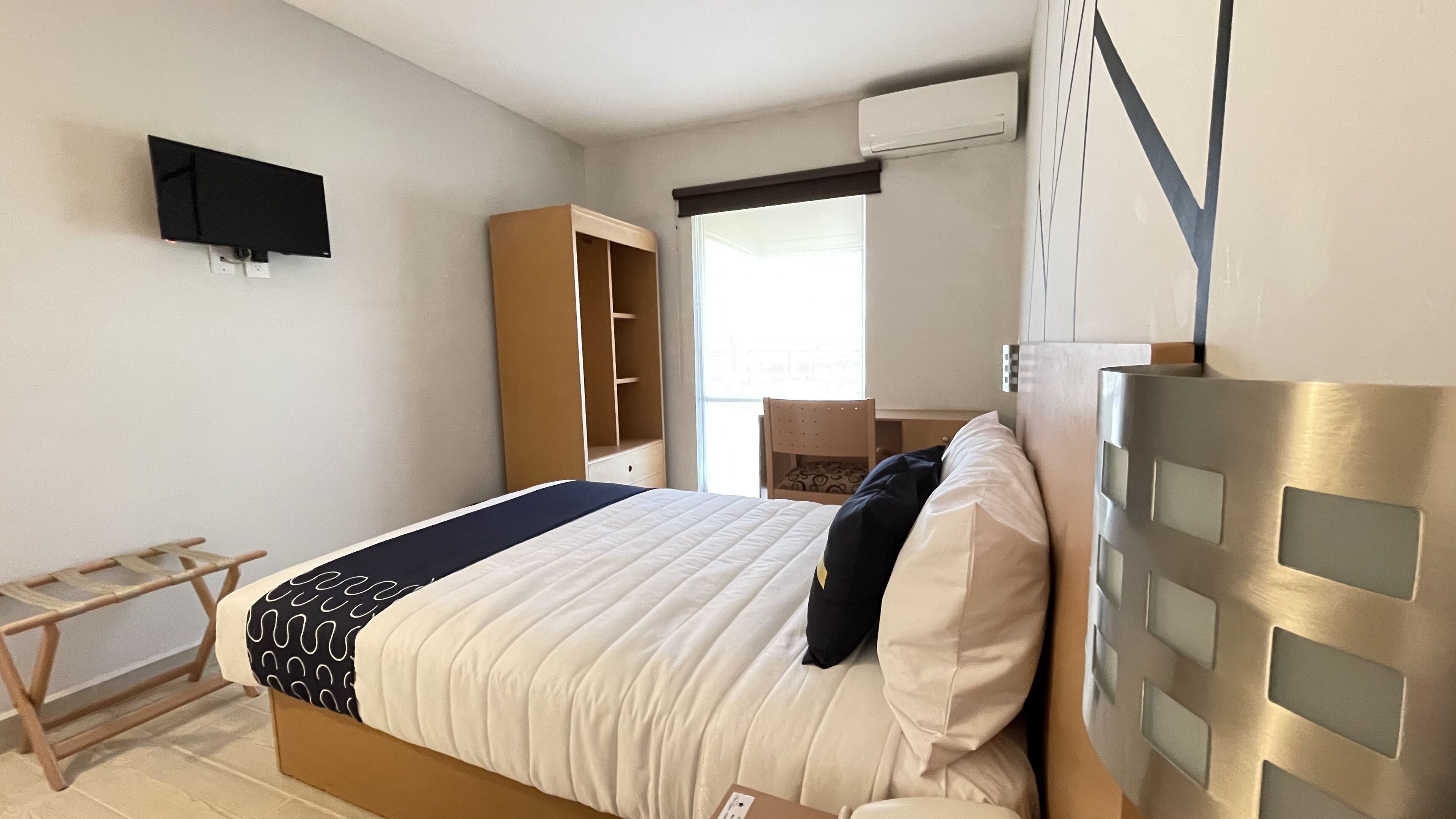standard double room, 1 double bed | premium bedding, select comfort beds, individually furnished, desk