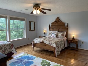 2 Schlafzimmer, Schreibtisch, kostenloses WLAN, Bettwäsche