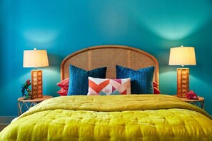 5 Schlafzimmer, Schreibtisch, Bügeleisen/Bügelbrett, kostenloses WLAN