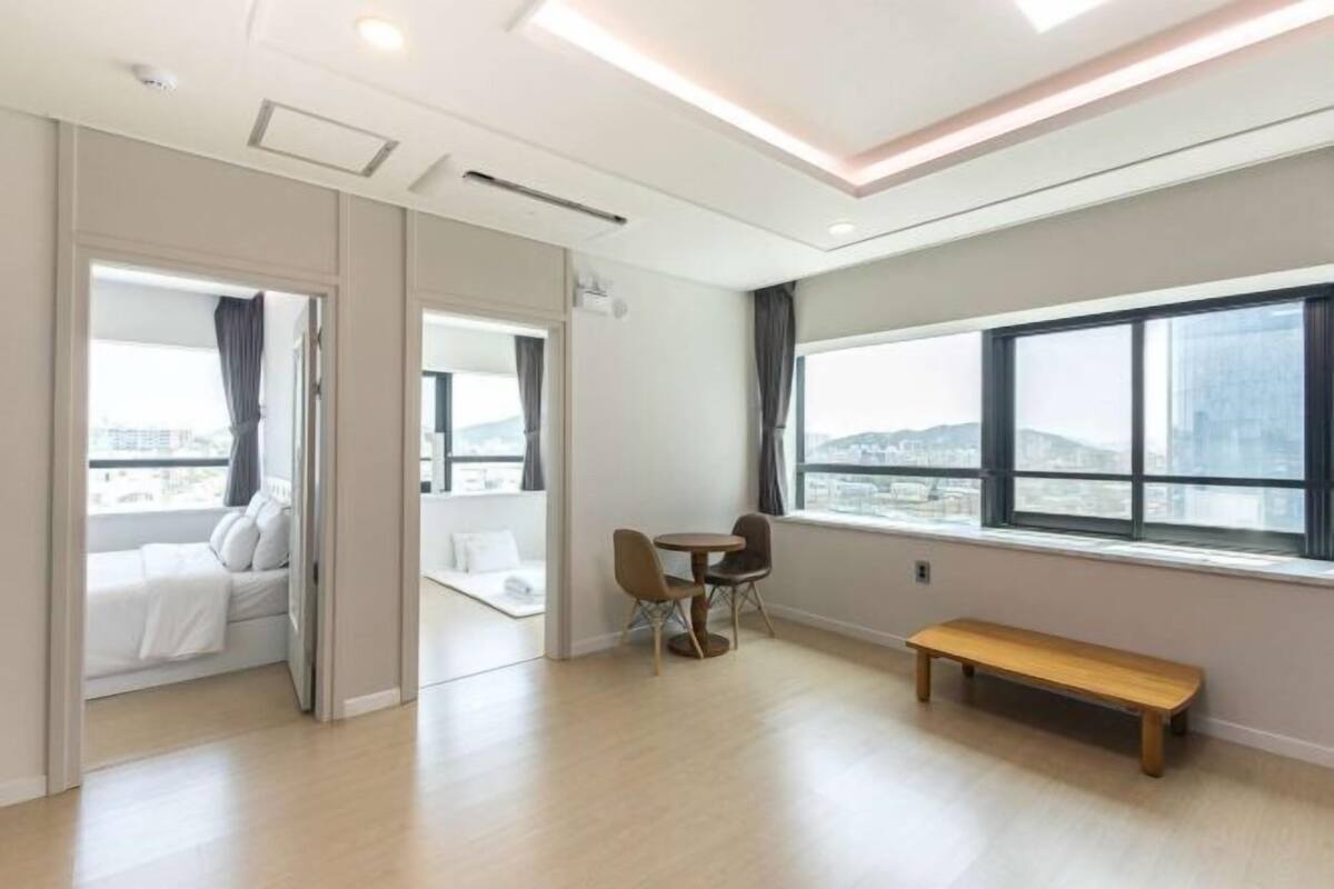 1 soveværelse, premium-sengetøj, Select Comfort-senge