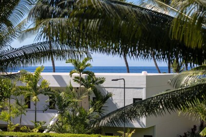 Big Island Royal Seacliff 325 by Coldwell Island Banker Vacations