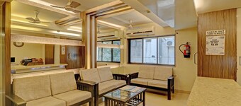 Treebo Vikrant Residency