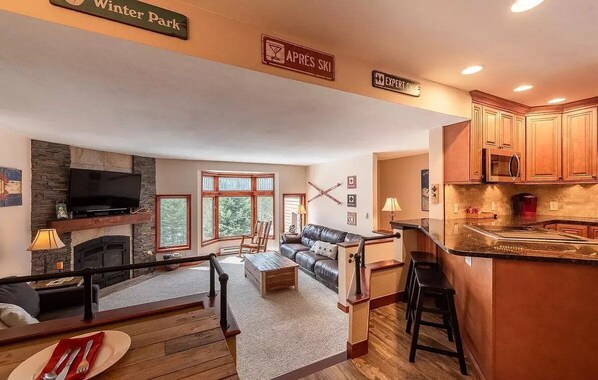 TV, fireplace - Beautiful Condo - Riverfront-Slopeside-Walk to Resort-On Bus Route (Winter Park)