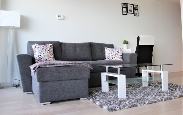 Smart TV, Netflix, streaming services