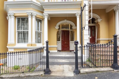 Character on Stuart St