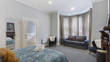Premium House, 4 Bedrooms | 4 bedrooms, premium bedding, pillow-top beds, individually decorated