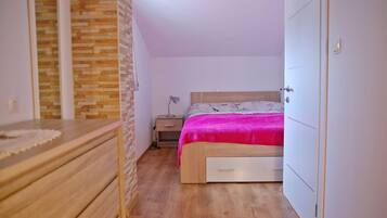 2 slaapkamers, wifi, beddengoed