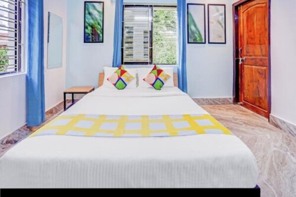 Chambre Double Classique, vue ville | Bureau, Wi-Fi gratuit, draps fournis