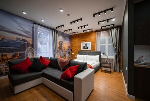 华丽开间 | 防过敏的被褥、客房内保险箱、办公桌、隔音