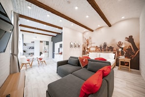 Literie hypoallergénique, coffres-forts dans les chambres, bureau