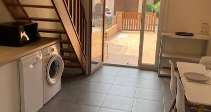 House 10 minutes walk from the beach