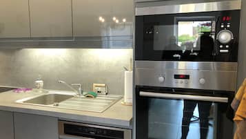 Fridge, microwave, oven, dishwasher