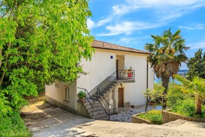 ファミリー アパートメント ベッドルーム (複数) 2 バスルーム (Beachside Apartment Krk) | 外観