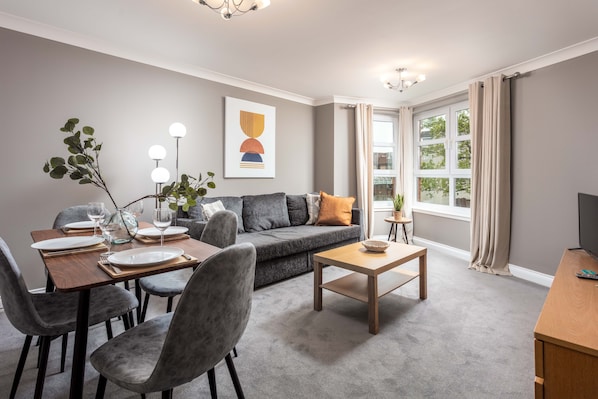 Classic-huoneisto, 2 makuuhuonetta, tupakointi kielletty | Oleskelualue | Älytelevisio, Netflix, suoratoistopalvelut