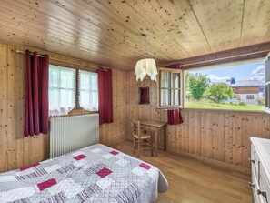 4 bedrooms, free WiFi - Charming 4-Bedroom Chalet in Megève with Wifi and Pets Allowed (Megève)