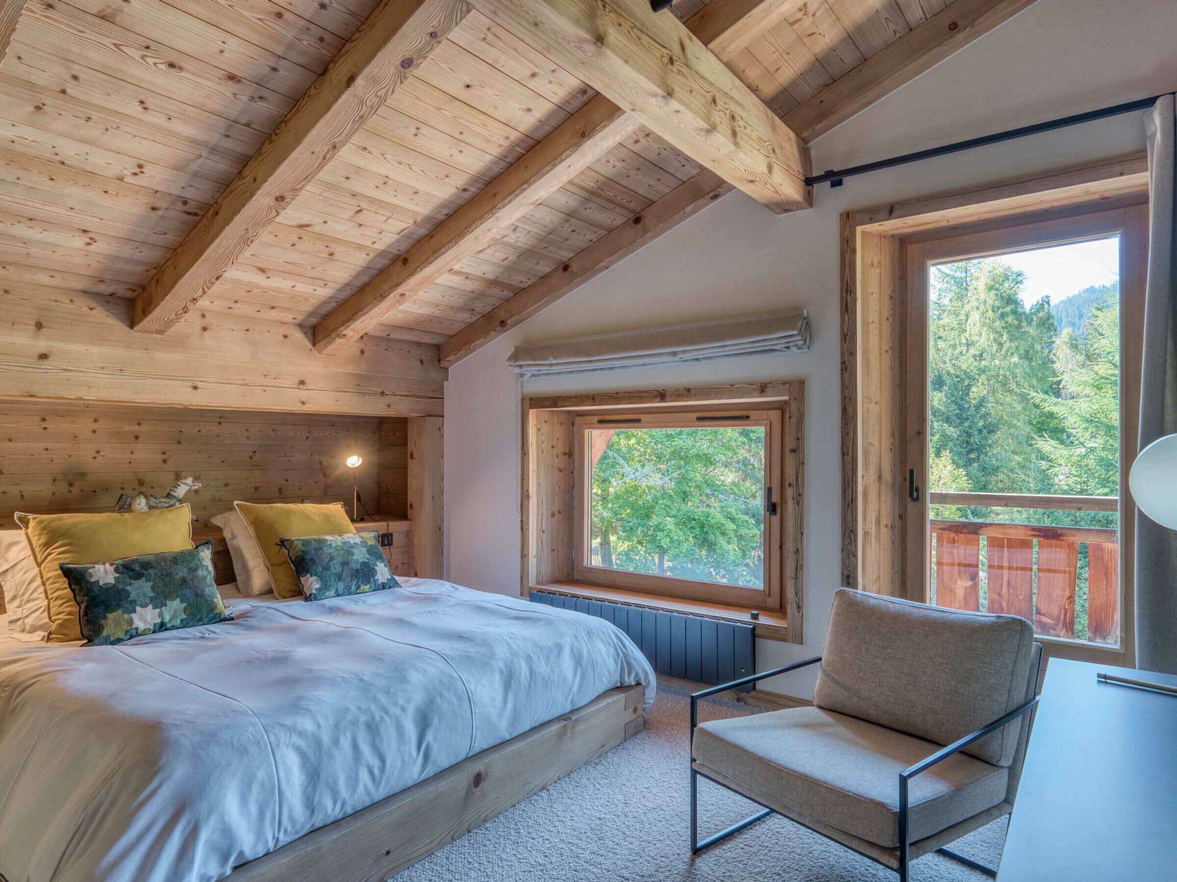 6 bedrooms, free WiFi, bed sheets