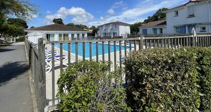 Charming Maisonette with Pool, Terrace, and Private Parking near Atlantic Coast