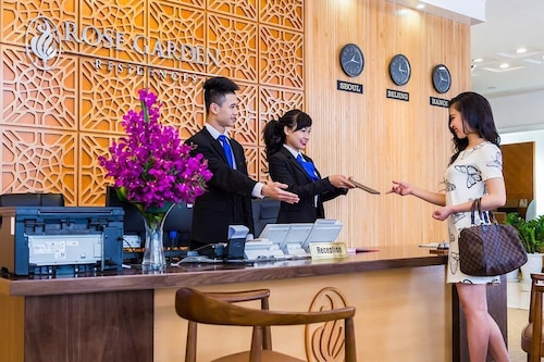 Rose Garden Residence 