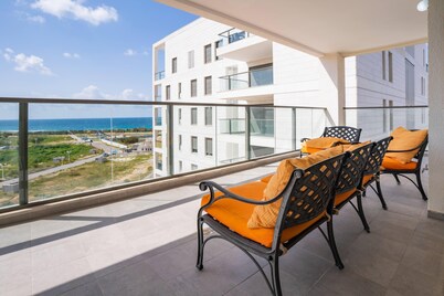 Sunny Haven Sea View Escape by Sea N Rent