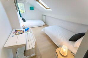 5 quartos, ferros/tábuas de passar roupa, Wi-Fi de cortesia