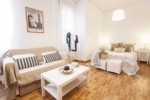 Silitysrauta/-lauta, internet, vuodevaatteet