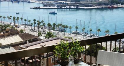 PENTHOUSE SEAVIEW. Malaga Center Flat