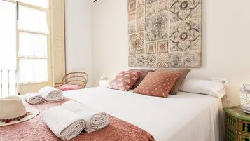 1 sovrum, strykjÀrn/strykbrÀda, internet och sÀngklÀder