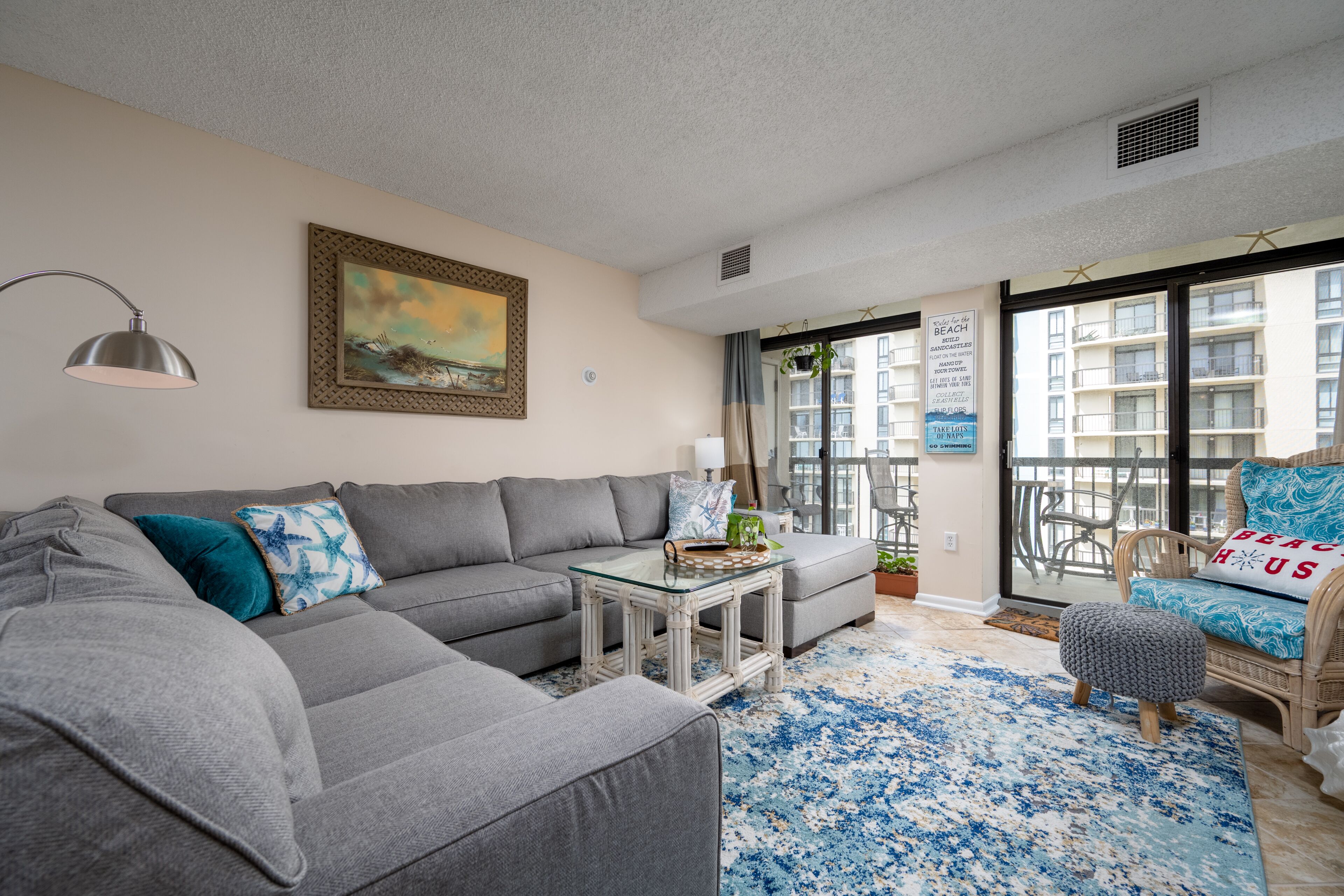 2 Bedroom, 2 Bath Side Unit with fantastic views of the ocean and pool