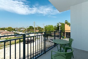 Appartement Duplex Deluxe | Vue depuis le balcon