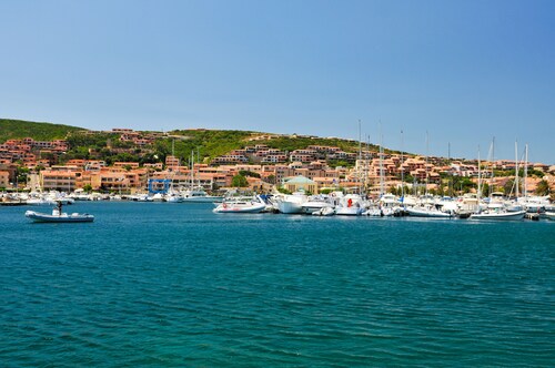 Villa Larco, Private Villa, Pool & Gardens & Stunning Views