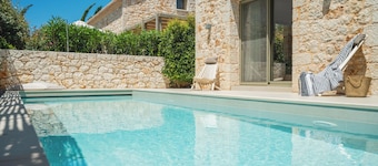 PAPADRIA VILLAS MODERN LUXURY VILLAS private swimming pool near KATHISMA BEACH