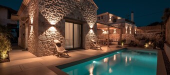 PAPADRIA VILLAS MODERN LUXURY VILLAS private swimming pool near KATHISMA BEACH