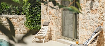 PAPADRIA VILLAS MODERN LUXURY VILLAS private swimming pool near KATHISMA BEACH