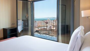 Deluxe Room, Sea View | View from room