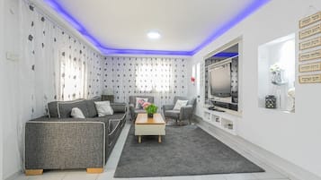 TV