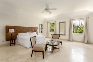5 chambres, fer et planche à repasser, Wi-Fi gratuit, draps fournis