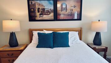 3 bedrooms, iron/ironing board, WiFi (free), bed sheets