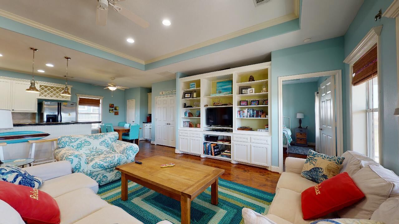 Quiet part of the beach, short walk to the water!