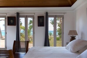3 chambres, fer et planche à repasser, Wi-Fi gratuit, draps fournis