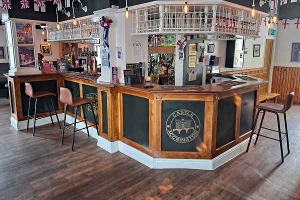 Baari (majoituspaikassa)