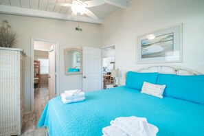7 bedrooms, iron/ironing board, free WiFi, bed sheets - Week of August 16th DEEPLY discounted with private pool 7BR (Pawleys Island)