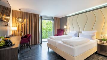 Comfort Double Room, Balcony | Desk, soundproofing, free WiFi, bed sheets