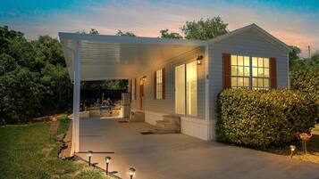 House, 1 Bedroom | Exterior