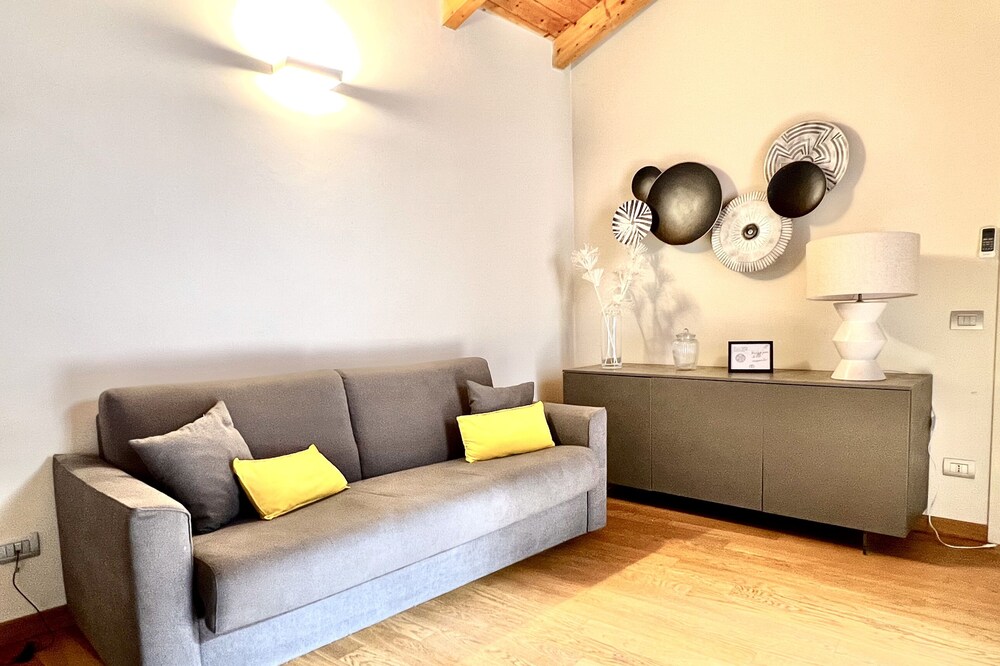 LIKE HOME <br>Homely and lovely apartament Cavour<br>